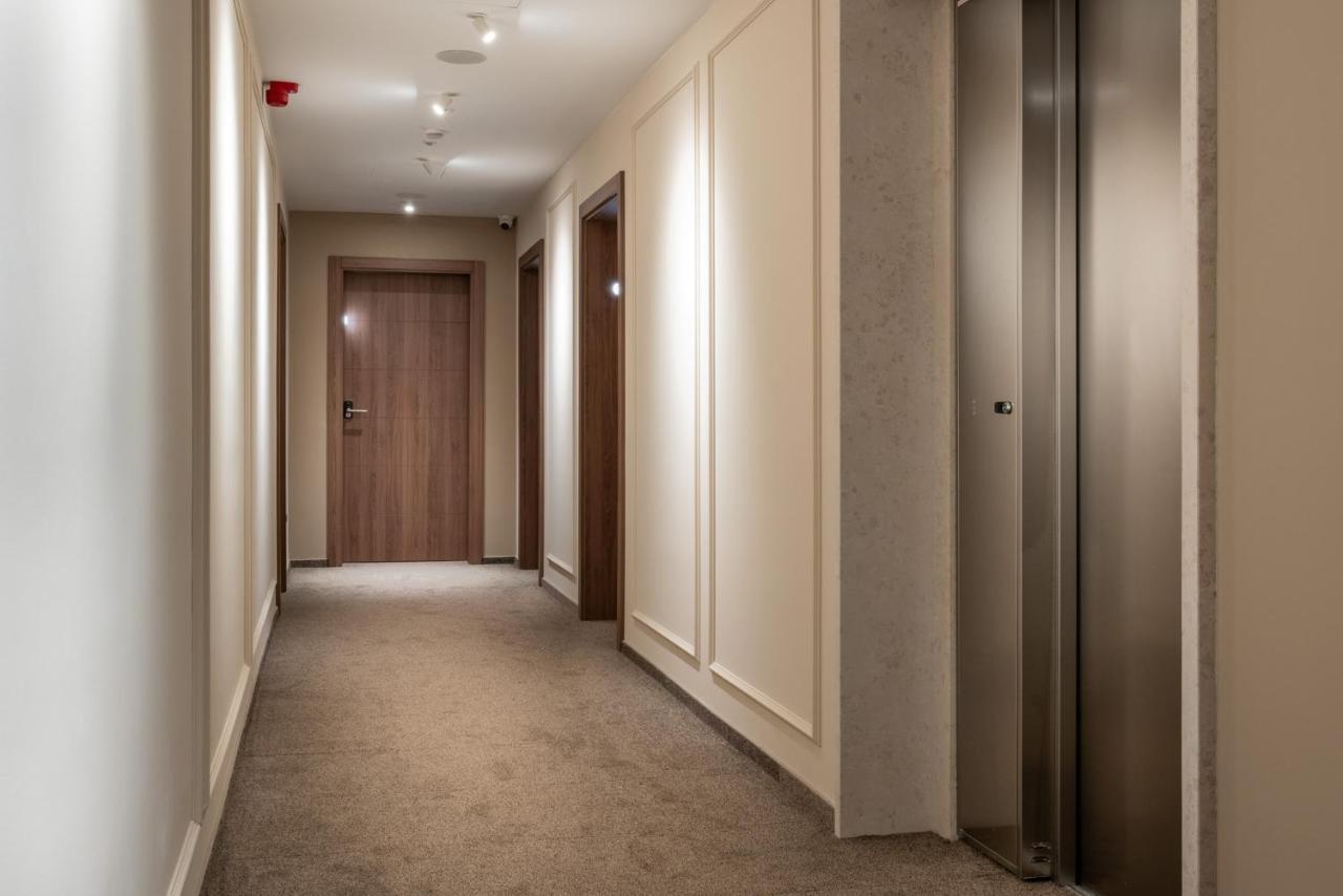 Degrassi Boutique Garni Hotel Izola Eksteriør billede